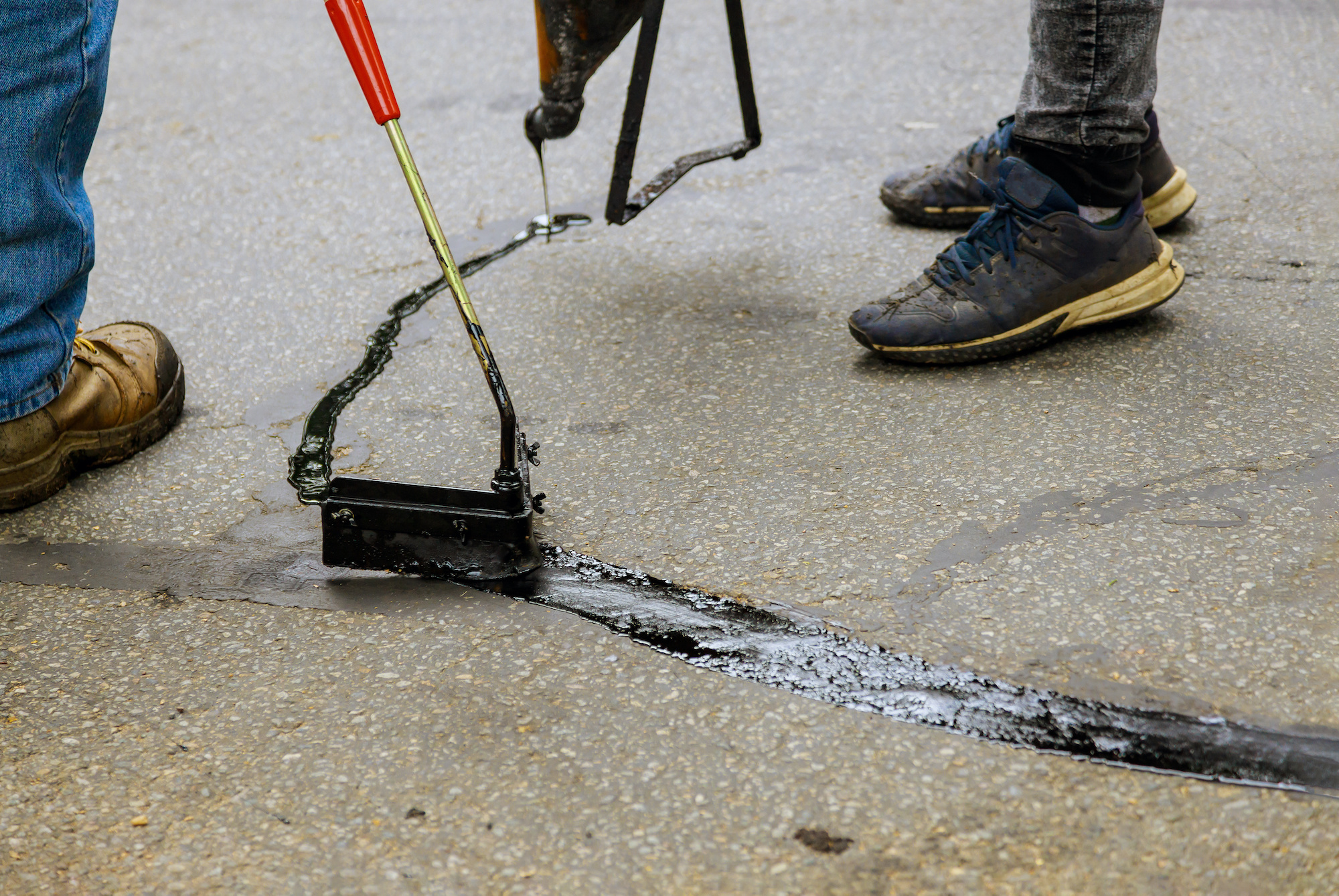 CRACK FILLING/REPAIR