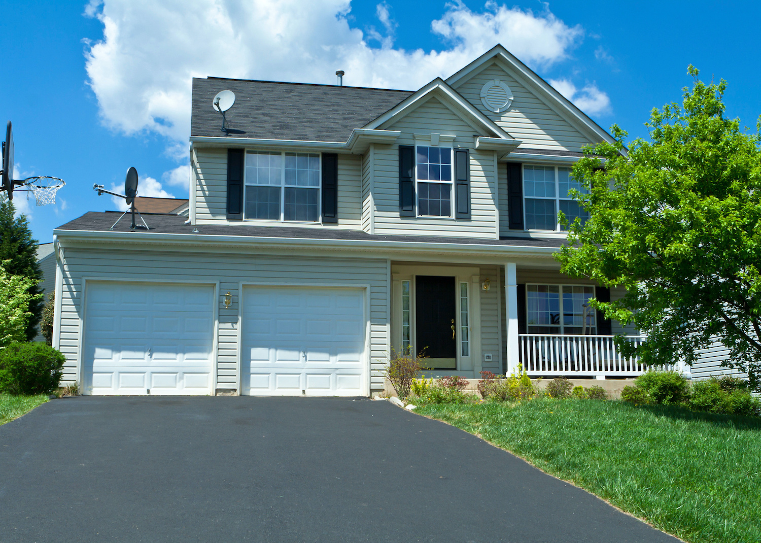 Front Vinyl Siding Single Family House Home Suburban Maryland, USA